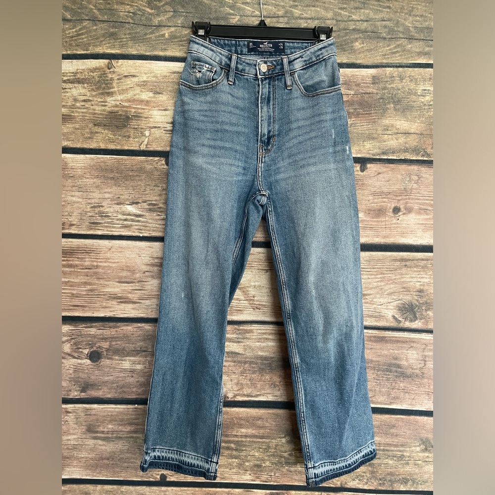 Hollister Ultra High-Rise Vintage Dad Jeans